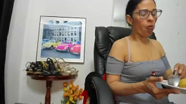 Show de Aries_Mature na webcam