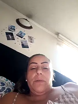 Show modela maynor_1998 na web-kameri