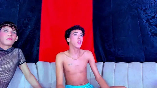 Show modela Pleasure_boys_hot na web-kameri