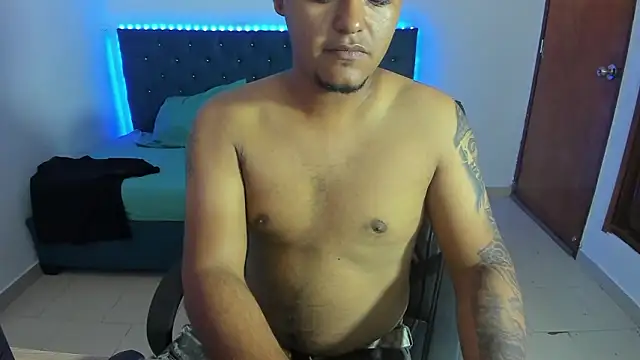 jordan_colman Show in webcam