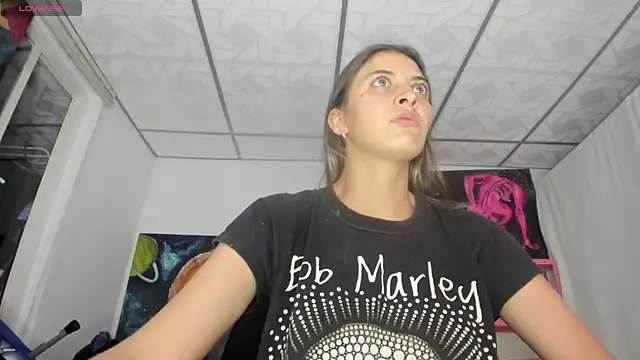 Chat +18 de mariecam420 ao vivo