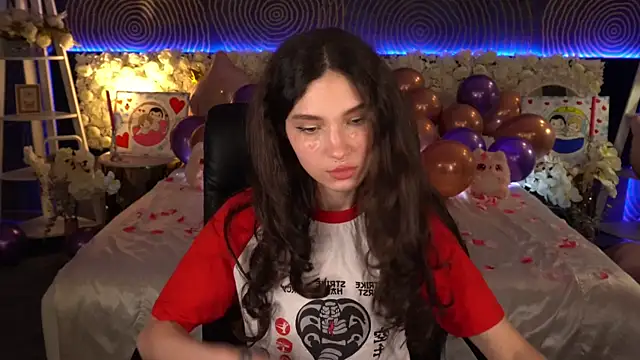 BabyFlowerr 即時 XXX 聊天