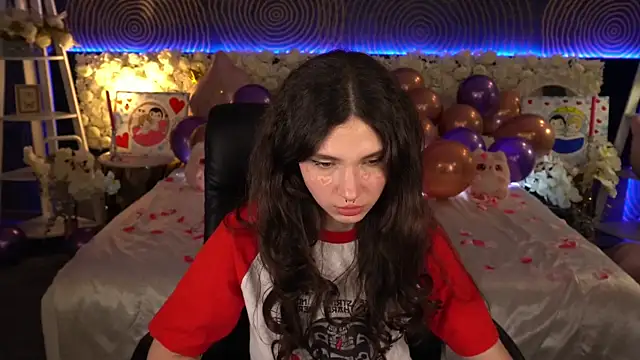 دردشة BabyFlowerr الجنسية المباشرة