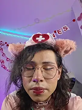 Chat XXX ao vivo de Sweet-SharoKitty