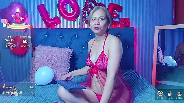 แชท XXX สดของ geminis_milf