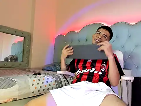 Czat XXX na żywo – Apolo_Richards