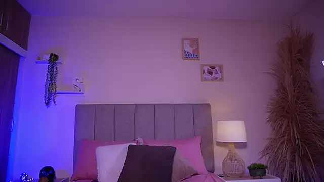 curvyliciousss: απευθείας συνομιλία ΧΧΧ