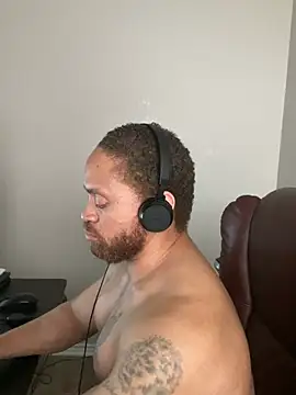 Czat XXX na żywo – Fathero1time