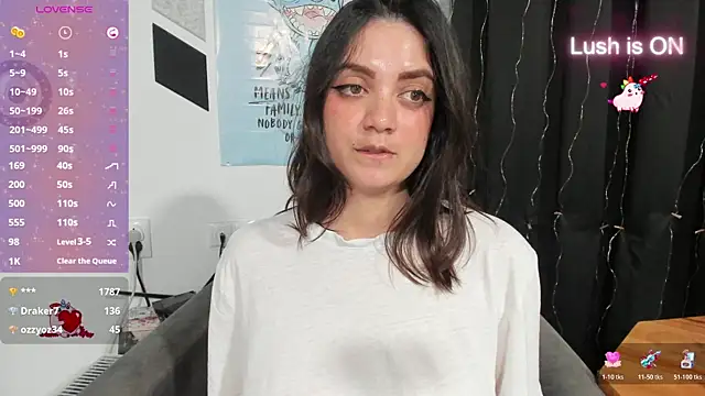 alexysgrayのライブXXXチャット