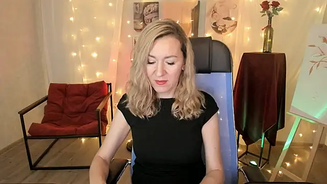 دردشة DonnaSmitth الجنسية المباشرة