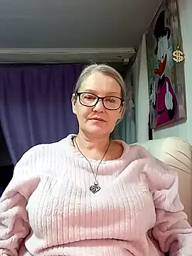 irinamaux: απευθείας συνομιλία ΧΧΧ