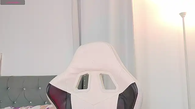 Živý XXX chat sara_queen10