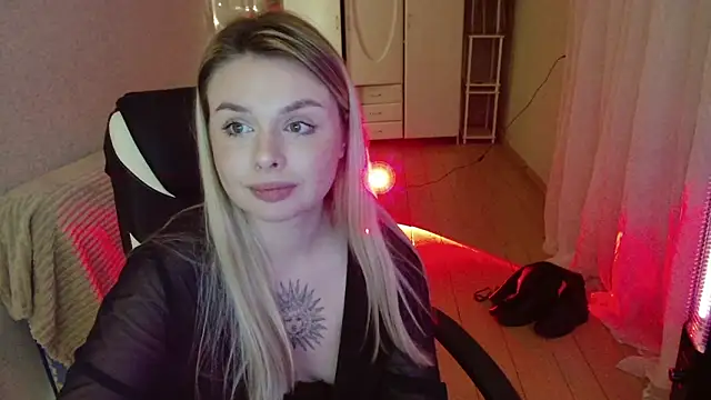 AngelicaHollywood: онлайн-секс-чат