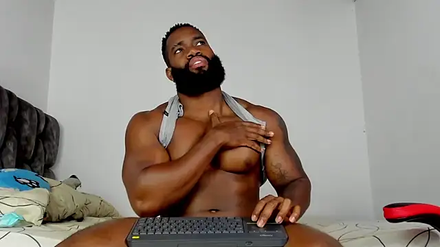james_musclebbc élő XXX-chatje