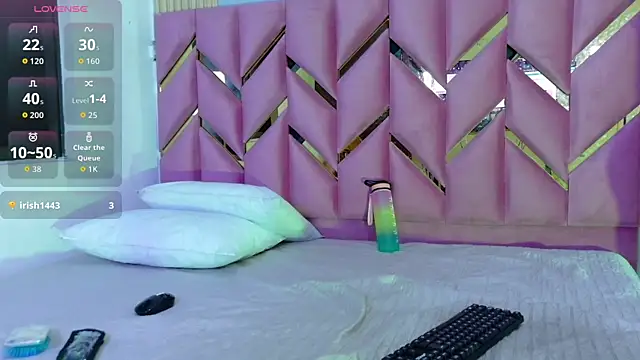 littleaprill 现场XXX聊天