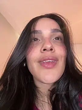 Victoria_Poet Adlı Modelin Web Kamerası Şovu