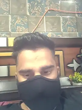 MrCurioX – Kamerová šou