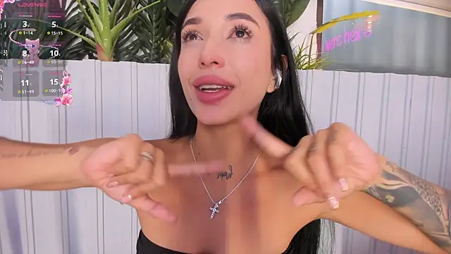 Chat +18 de stephanymonroe ao vivo