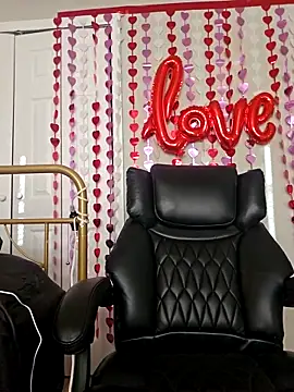 oliviaprettypussyのライブXXXチャット