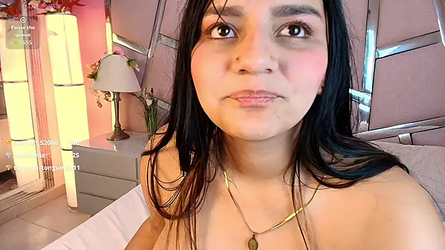 Nicollevsconttei Chat XXX in diretta