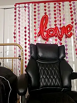 oliviaprettypussy: διαδικτυακό σόου στην κάμερα