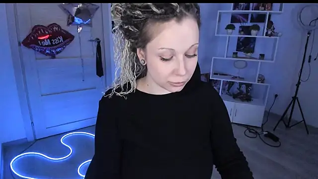 دردشة HoneySallyMoore الجنسية المباشرة