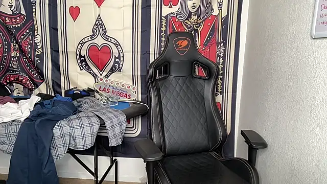 brettmycles28 在線直播表演