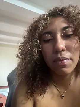 lauraltt: απευθείας συνομιλία ΧΧΧ