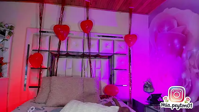 mia_peyton – Kamerová šou