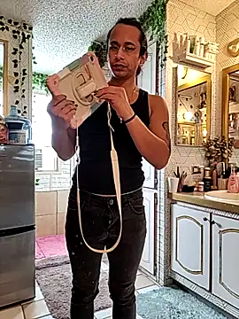 TranSexualJade95's Webcam Show