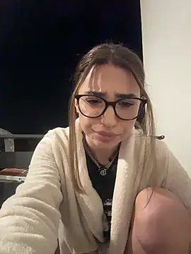 ItalianGirl 在線直播表演