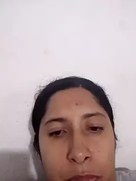 Chat +18 de hotaniani ao vivo