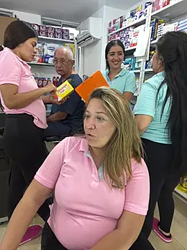 kandalove's Live XXX Chat