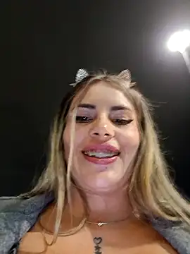 Chat XXX en directo de Cata_city1106