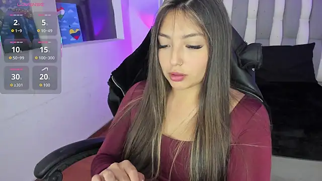 Adaara_Rey লাইভ XXX চ্যাট