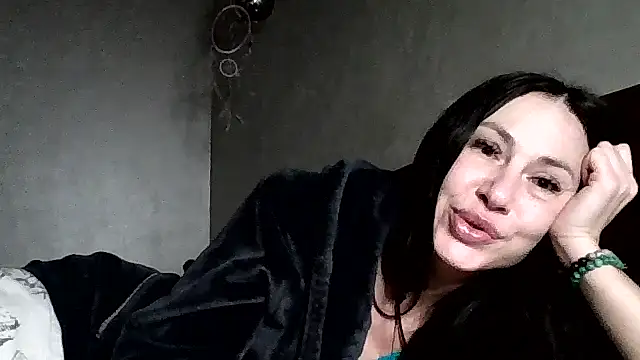 JulianaGold1n Live XXX chat