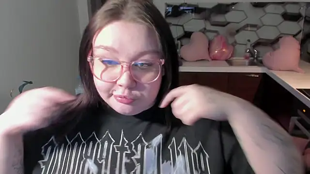 دردشة LilyBelll الجنسية المباشرة