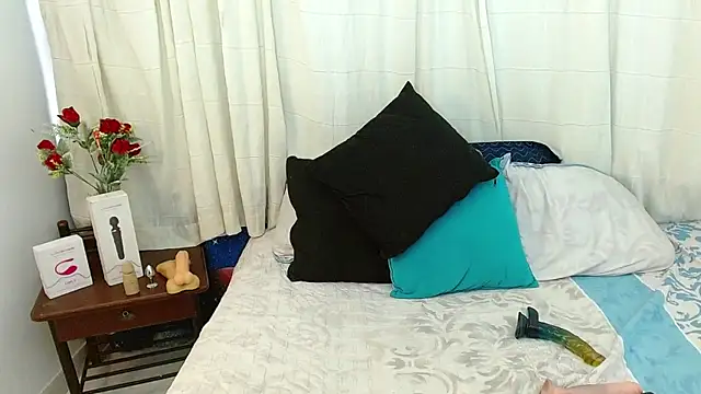 lindsay_taylorjoy: διαδικτυακό σόου στην κάμερα