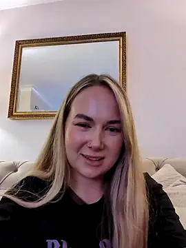 BarbieDolly_x Webcam Show