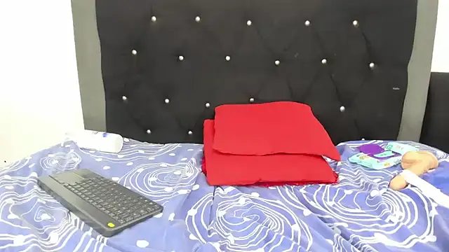 vfridaper: онлайн-секс-чат