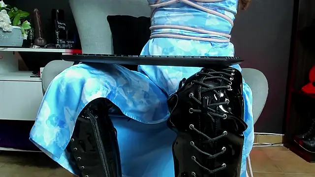 GoddesLeila: απευθείας συνομιλία ΧΧΧ