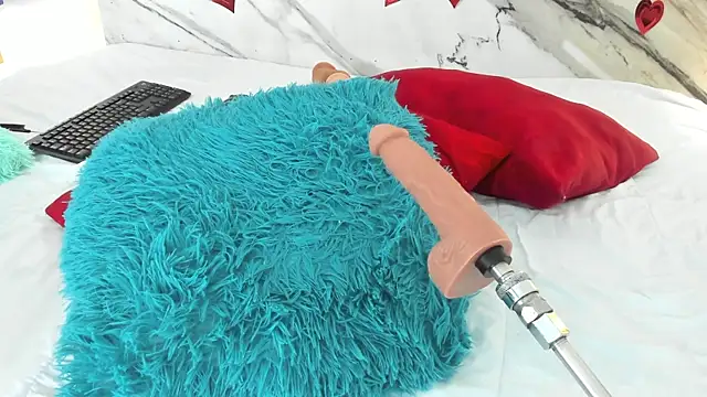 thamiina_'s Live XXX Chat