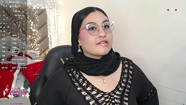 Pertunjukan Kamera Web heluejamil