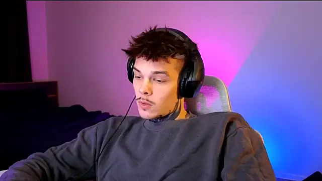 DENIS_HEREのライブXXXチャット