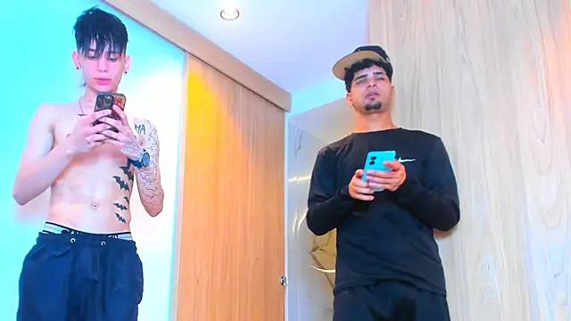 TheBatMansion: онлайн-секс-чат