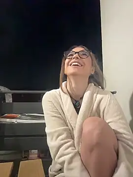 دردشة ItalianGirl الجنسية المباشرة