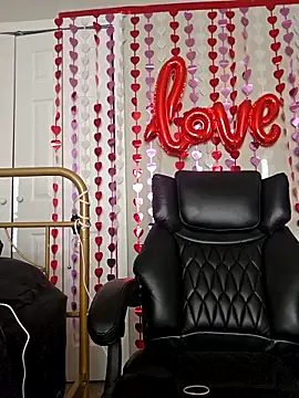 oliviaprettypussy élő XXX-chatje