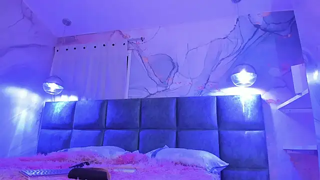 Онлайн чат XXX AntonellaRossi