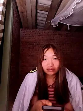 Онлайн чат XXX sowbibi