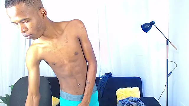 Show de gusy_18 na webcam